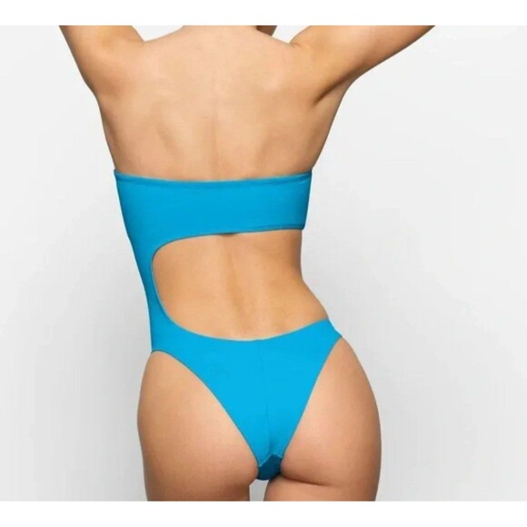 SKIMS Strapless Monokini Swimsuit Turquoise Blue  NWT - Picture 5 of 9